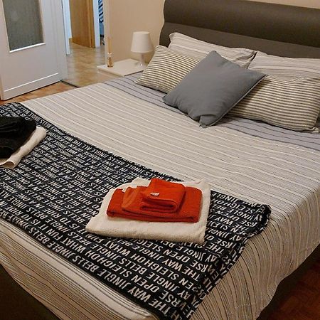 Civico 39 Apartment Триест Екстериор снимка